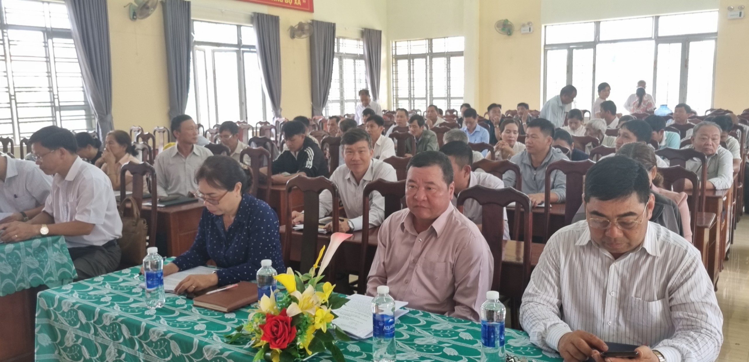 SK Giữa nhiệm kỳ 8